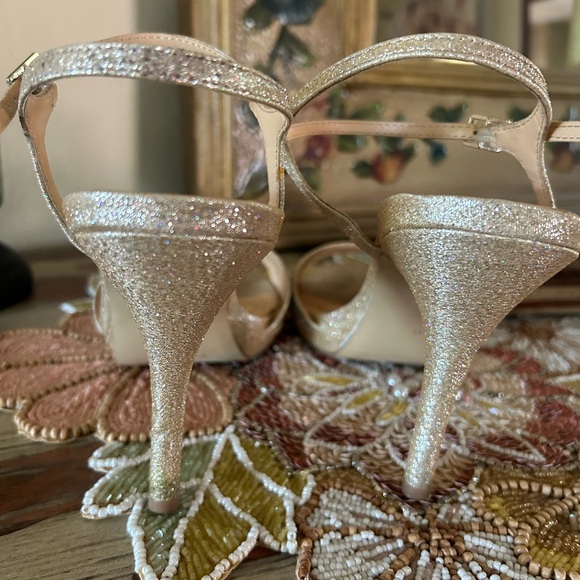 Badgely mishka gold sparkle platform heel size 10 - Picture 3 of 3